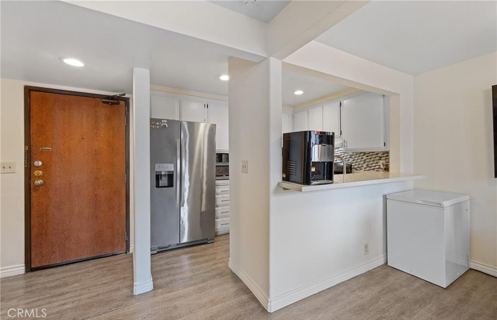 435 S Virgil Avenue 225
