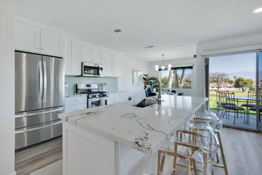 80076 Palm Circle Drive