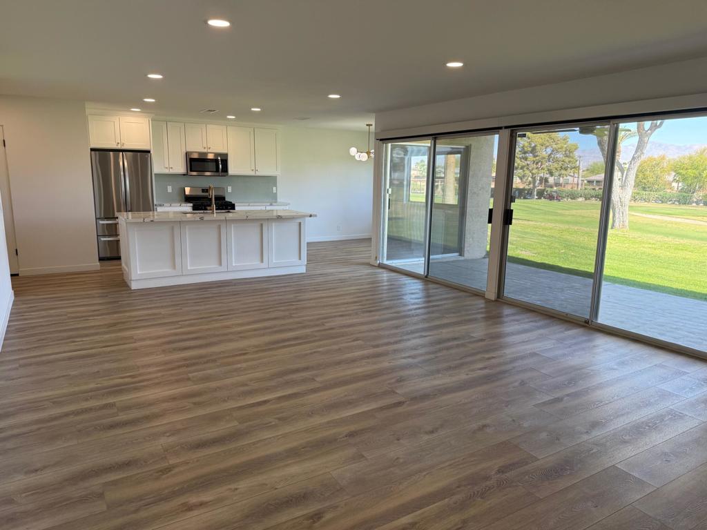 80076 Palm Circle Drive