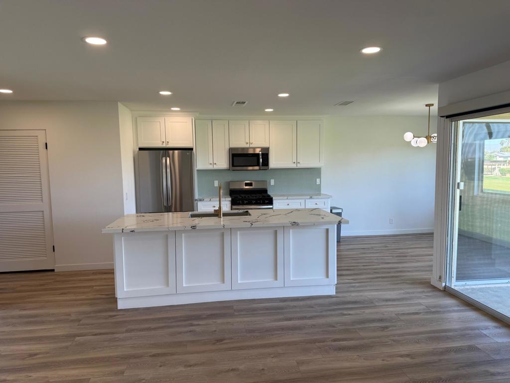 80076 Palm Circle Drive
