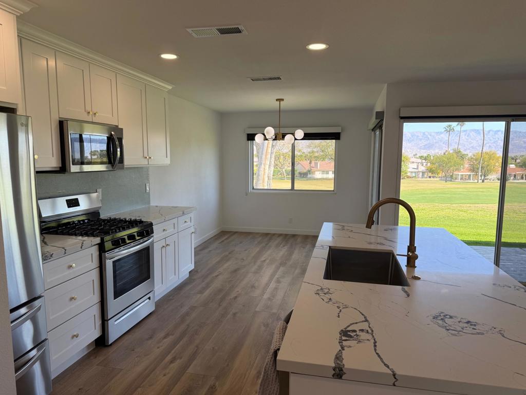 80076 Palm Circle Drive