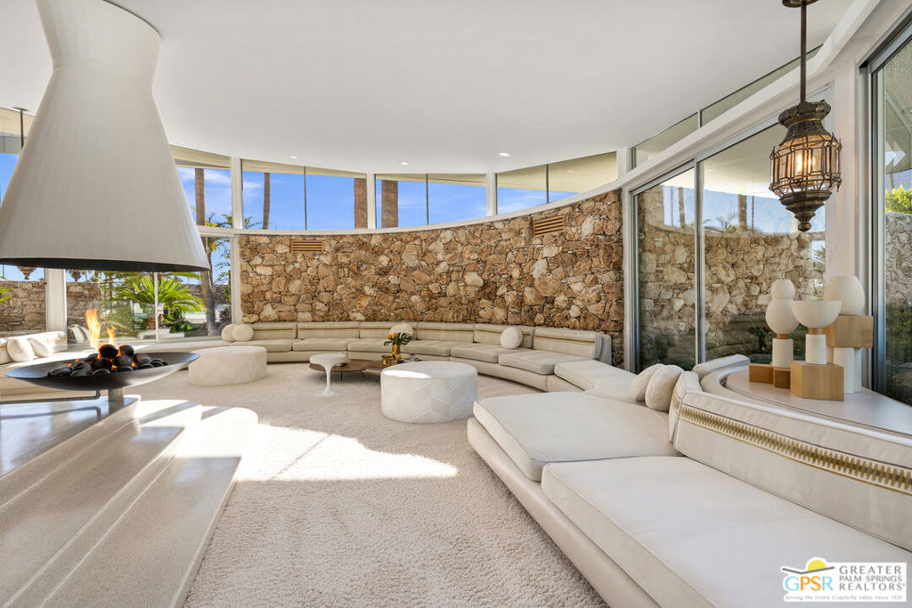 Vista Las Palmas - Residential