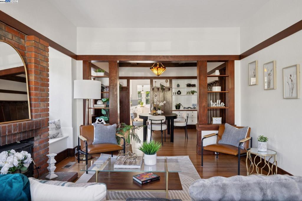 EAST END - Residential