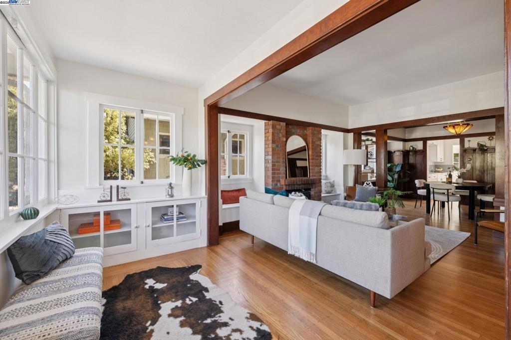 EAST END - Residential