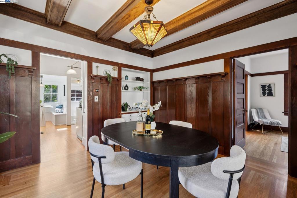 EAST END - Residential