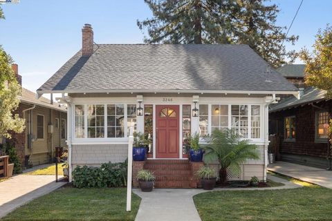 Photo of 3246 Garfield Ave Ave, Alameda, CA 94501 (MLS # 41113100) Photo of 3246 Garfield Ave Ave, Alameda, CA 94501 (MLS # 41113100)