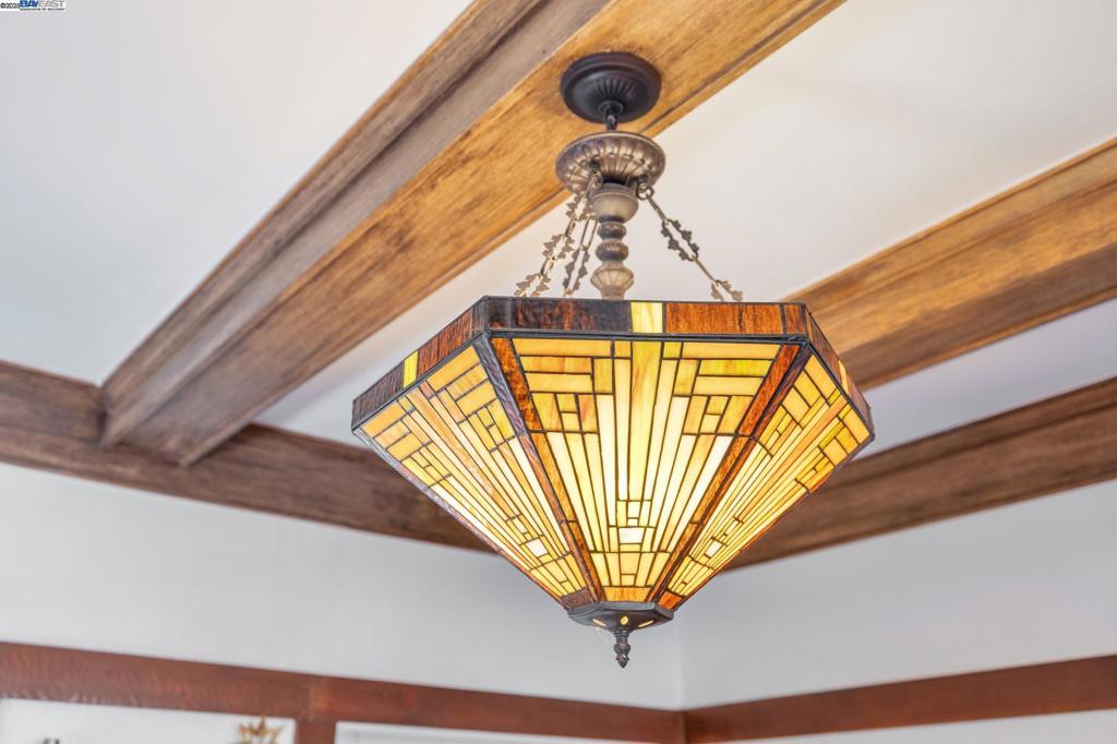 EAST END - Residential