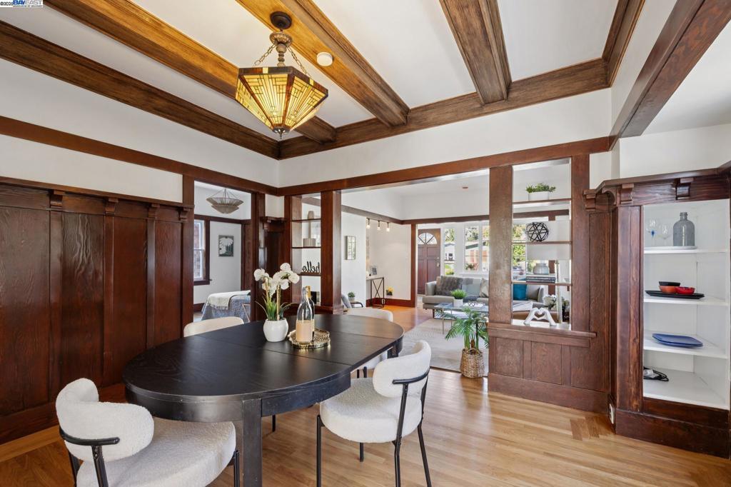 EAST END - Residential