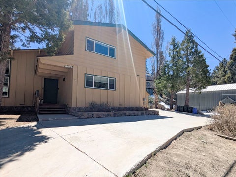 Photo of 33597 Green Valley Lake Road, Green Valley Lake, CA 92341 (MLS # IV26147620)