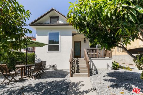 Photo of 303 W Avenue 38 Ave, Los Angeles, CA 90065 (MLS # 25603155) Photo of 303 W Avenue 38 Ave, Los Angeles, CA 90065 (MLS # 25603155)