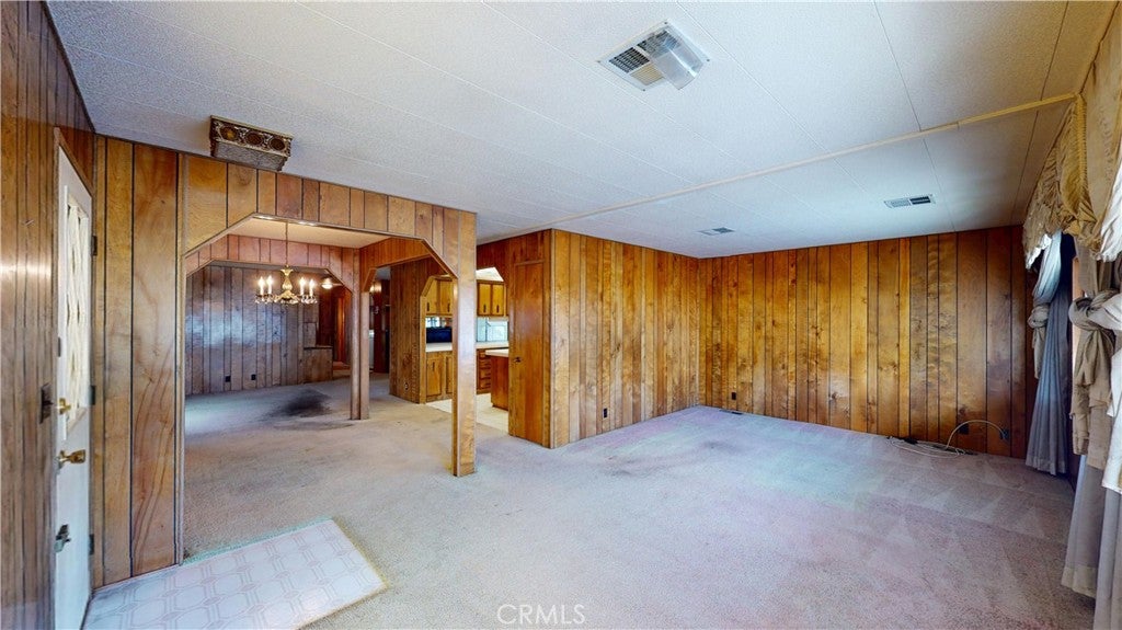 24921 Muirlands 199