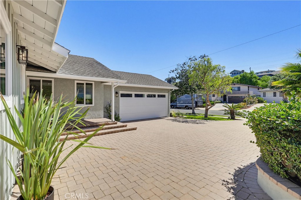 5109 Paseo Del Pavon