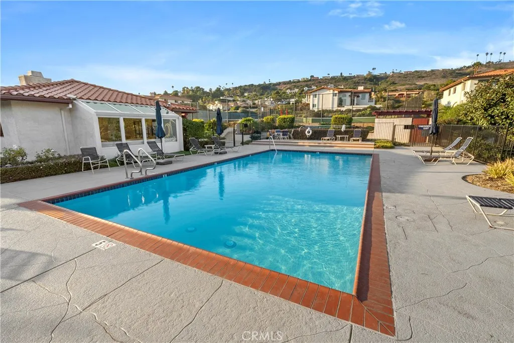 Rancho Palos Verdes, California 90275, United States, 4 Bedrooms Bedrooms, ,4 BathroomsBathrooms,Residential,Active,19810