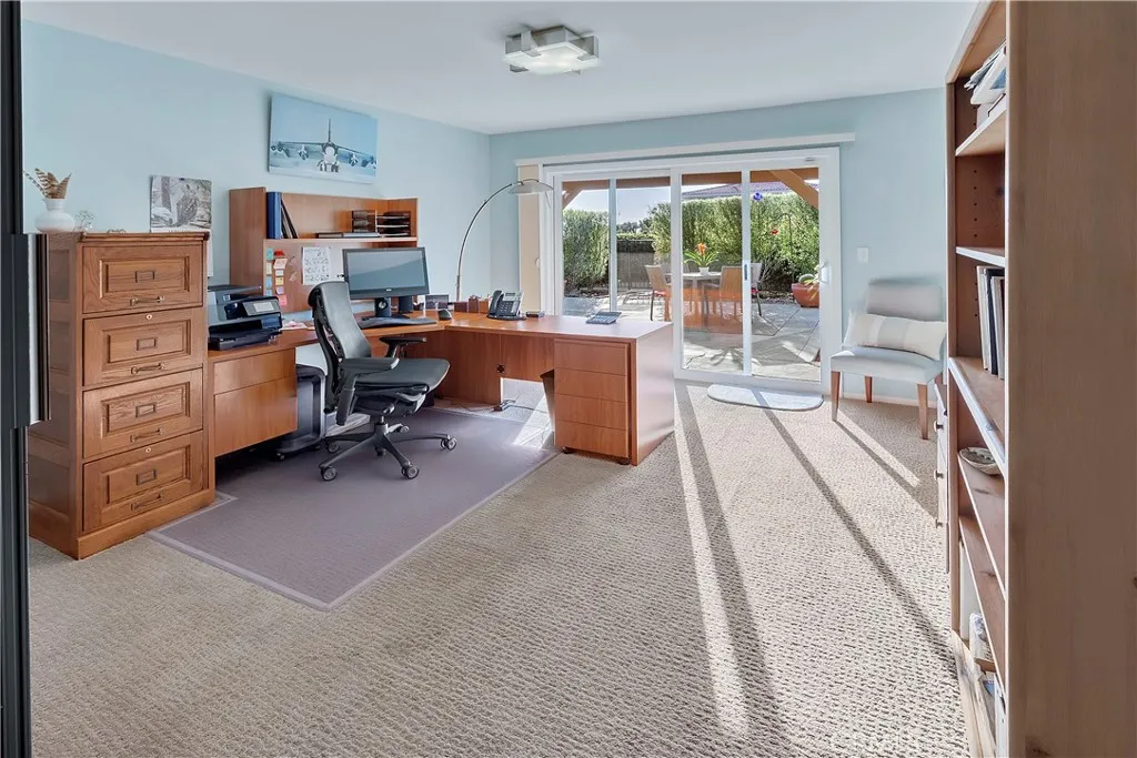 Rancho Palos Verdes, California 90275, United States, 4 Bedrooms Bedrooms, ,4 BathroomsBathrooms,Residential,Active,19810