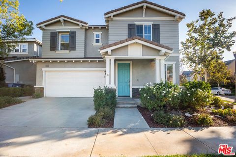Photo of 24040 Dandelion Lane, Valencia, CA 91354 (MLS # 26638475)