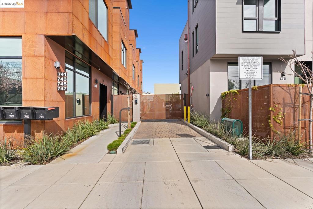 BERKELEY - Residential Income