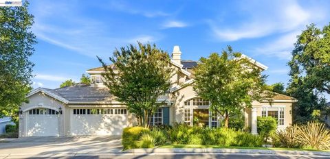 Photo of 8411 Goldenrod Cir CIR, Gilroy, CA 95020 (MLS # 41135505)
