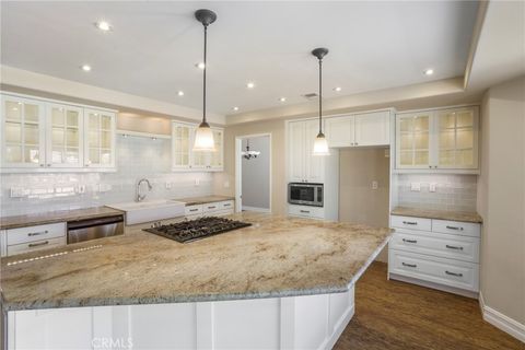 Photo of 31752 Poole Court, Temecula, CA 92591 (MLS # SW26133286)
