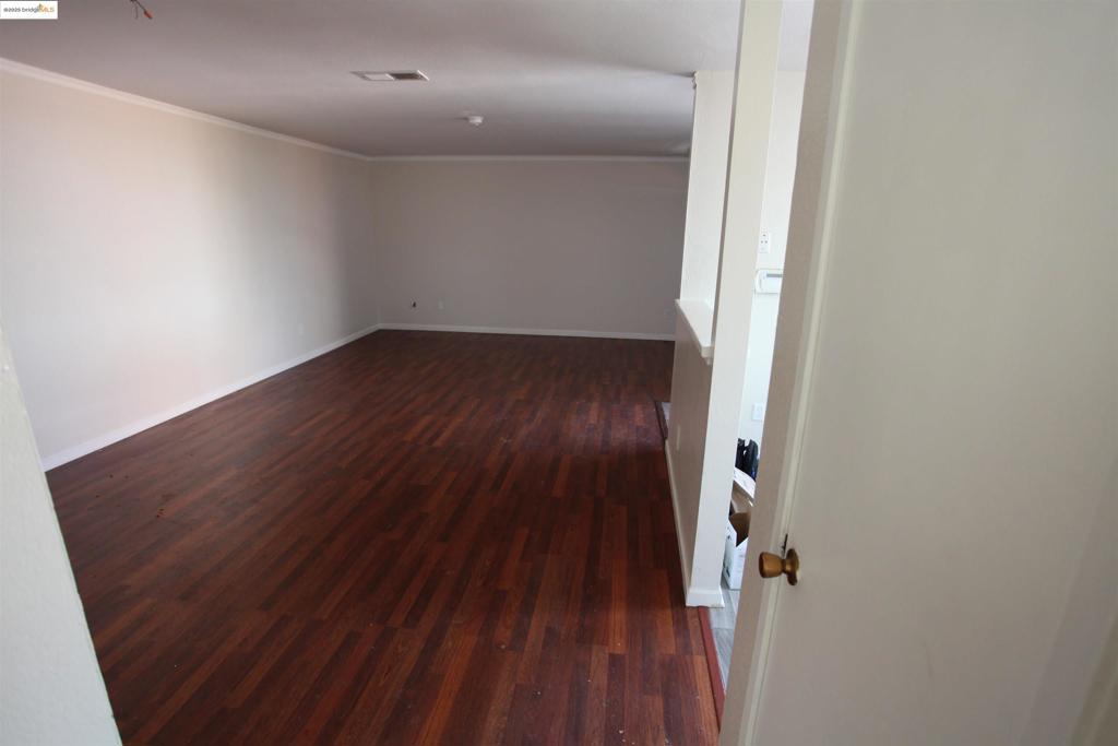 BAY POINTE - Residential Lease