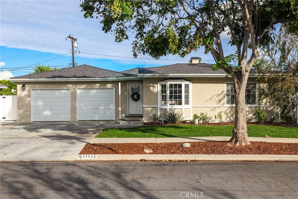 11182 Essex