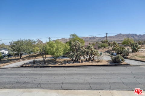 Photo of 8395 Keats Avenue, Yucca Valley, CA 92284 (MLS # 26860669)