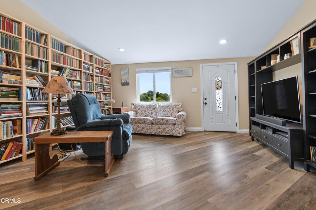 754 Tudor Circle