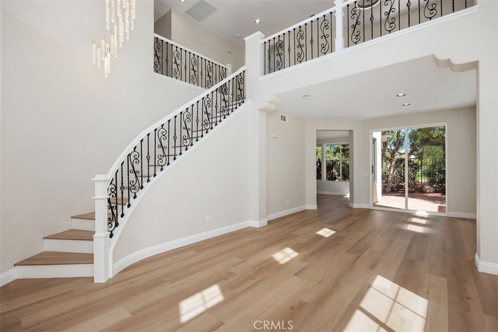 4289 Calle Isabelino