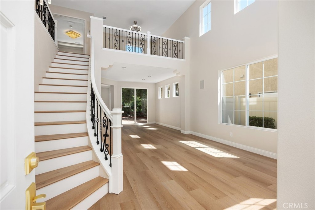 4289 Calle Isabelino