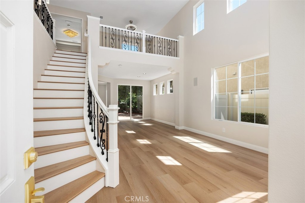 4289 Calle Isabelino