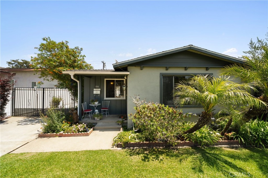 708 S Vecino Drive