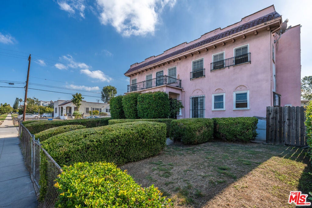 4098 W 23rd Street