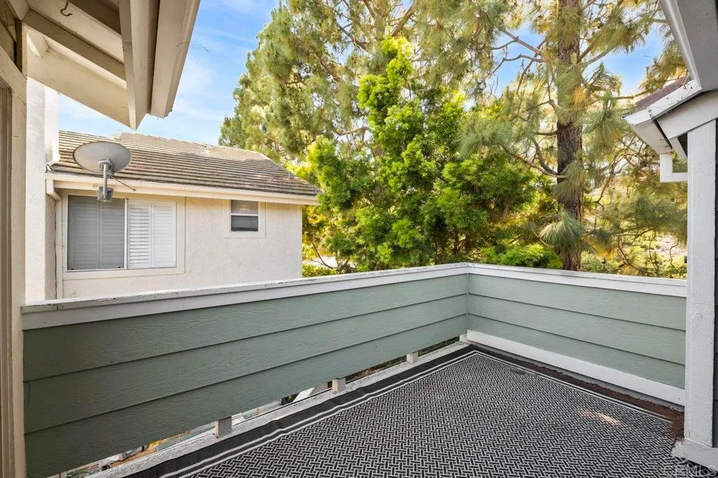 San Diego, California 92130, United States, 2 Bedrooms Bedrooms, ,2 BathroomsBathrooms,Residential,Coming Soon,232998