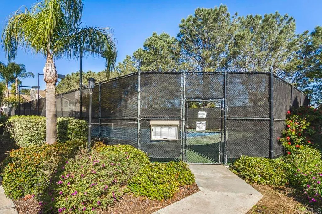 San Diego, California 92130, United States, 2 Bedrooms Bedrooms, ,2 BathroomsBathrooms,Residential,Coming Soon,232998