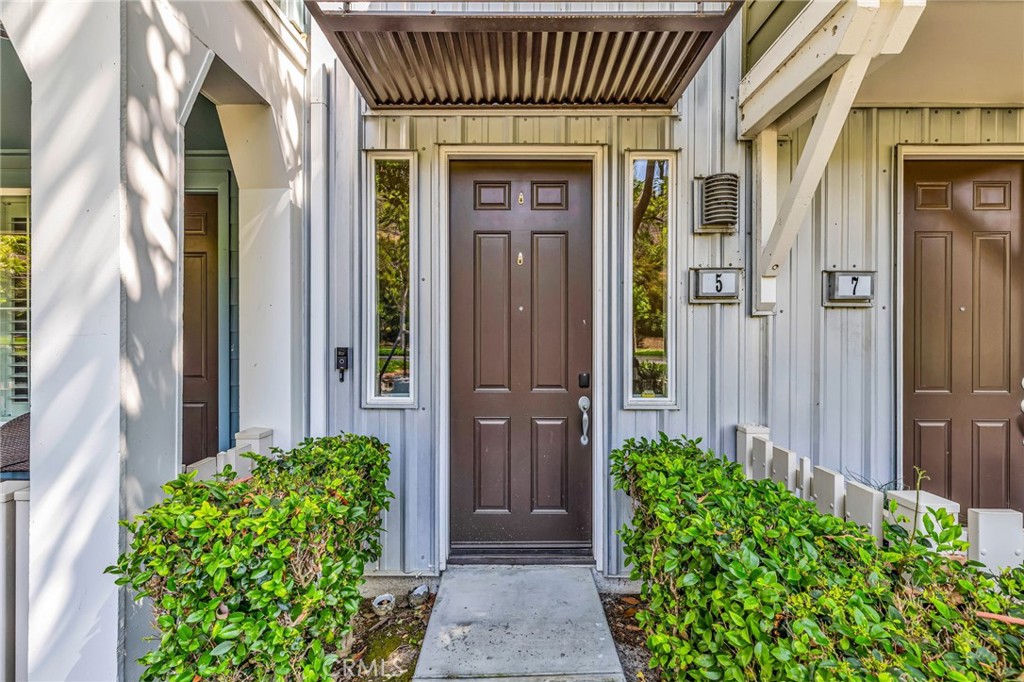 5 Quartz Lane