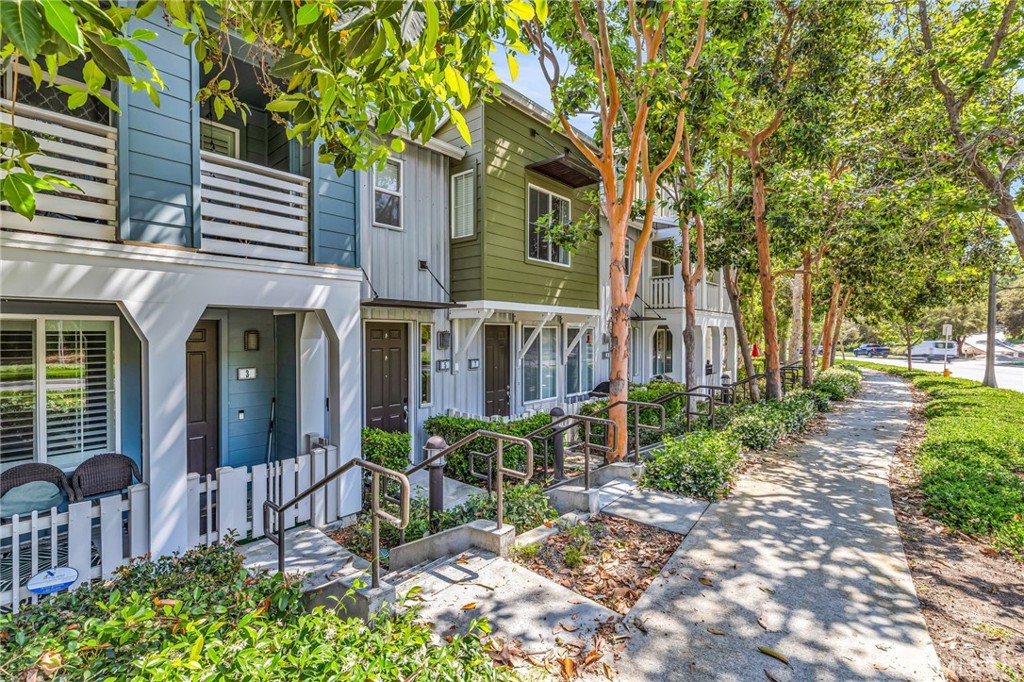 5 Quartz Lane