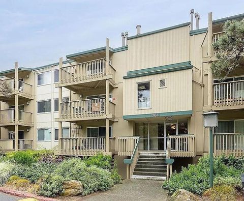 Photo of 381 Half Moon Lane #209, Daly City, CA 94015 (MLS # ML82039943)