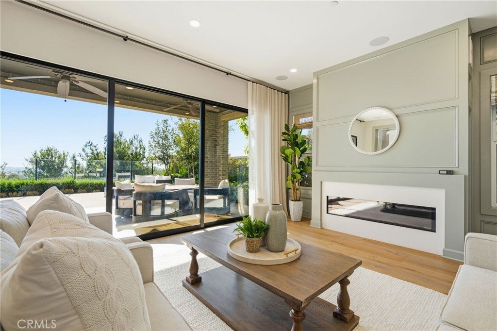 17 Ponte, Lake Forest CA 92630 - Photo 19