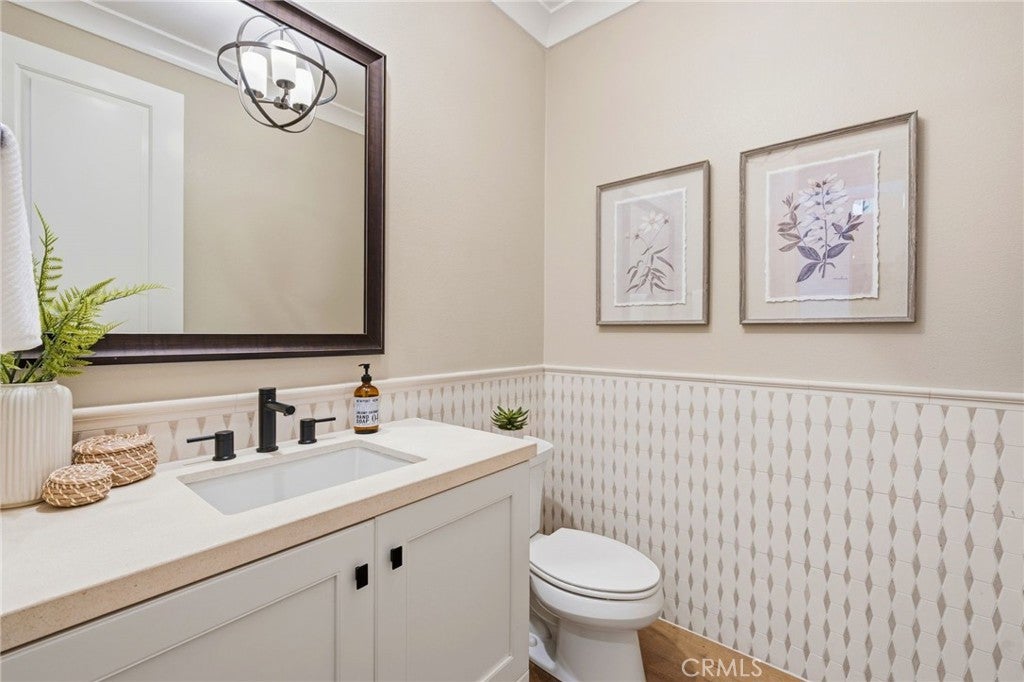 17 Ponte, Lake Forest CA 92630 - Photo 9