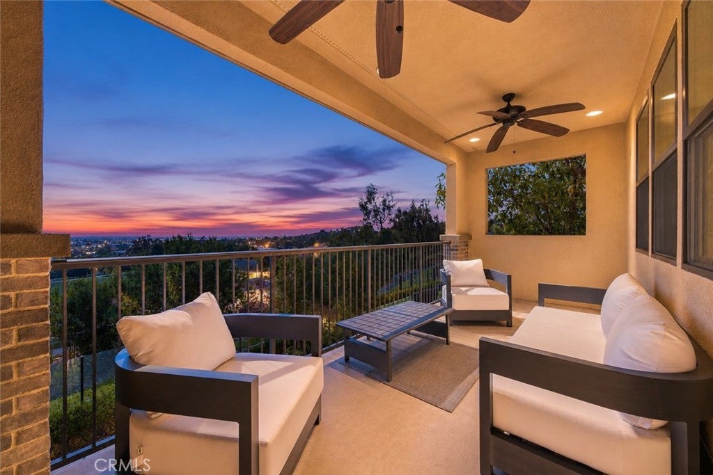 17 Ponte, Lake Forest CA 92630 - Photo 32