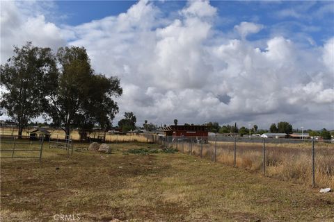 Photo of 12598 6th St, Yucaipa, CA 92399 (MLS # IG26090085)