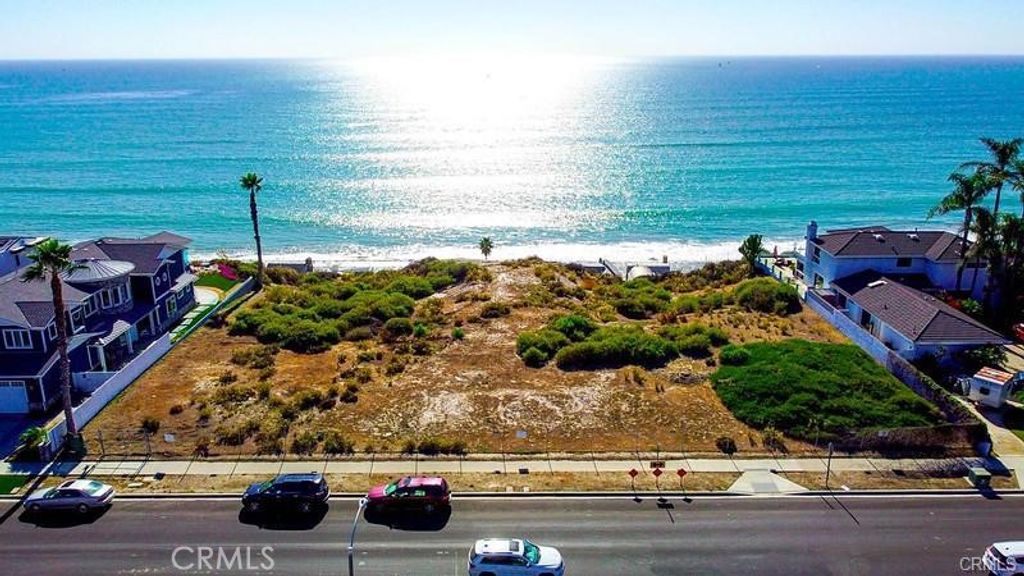 Photo of 35471 Camino Capistrano, Dana Point, CA 92624 (MLS # OC26053439)