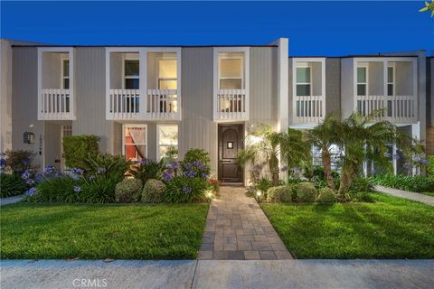 16520 Harbour Lane 6 Huntington Beach CA 92649