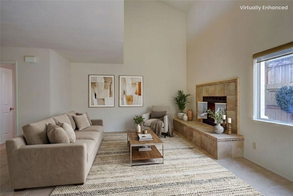 450 Avenida De Socios 5