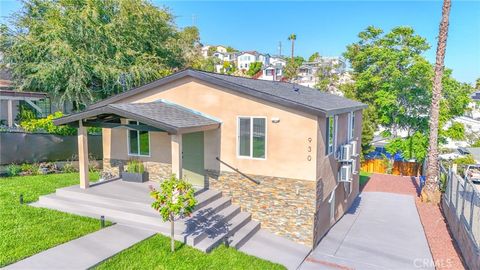 Photo of 930 N Eastman AVE, Los Angeles, CA 90063 (MLS # DW26100765)