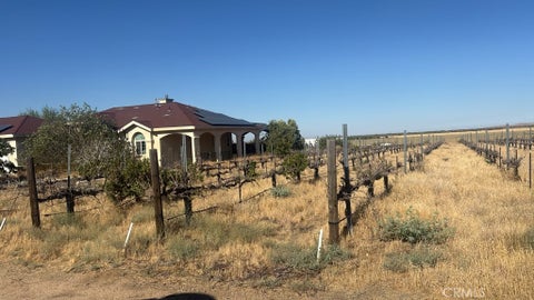 Photo of 22555 W Avenue D11, Lancaster, CA 93536 (MLS # SR26189635)