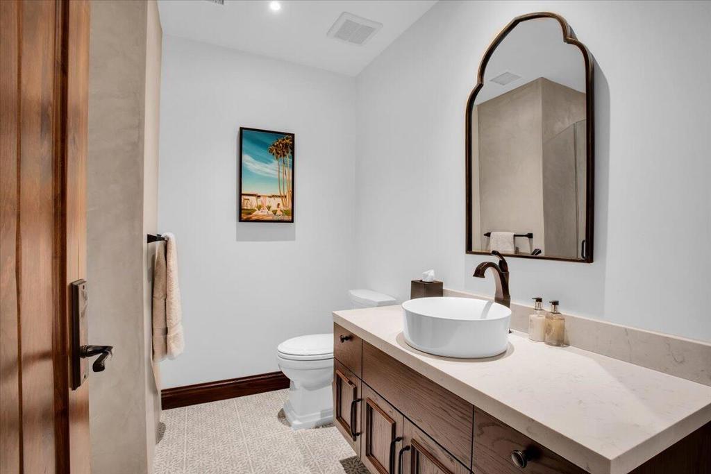 Center Court - Residential