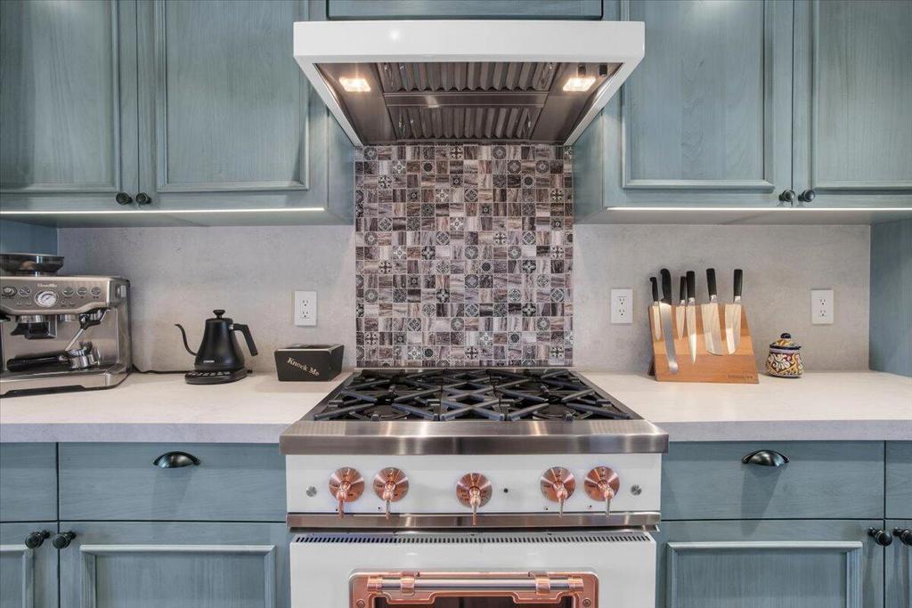 Center Court - Residential