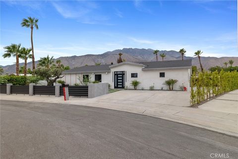 Photo of 2745 N Kitty Hawk Drive, Palm Springs, CA 92262 (MLS # SR25265594)