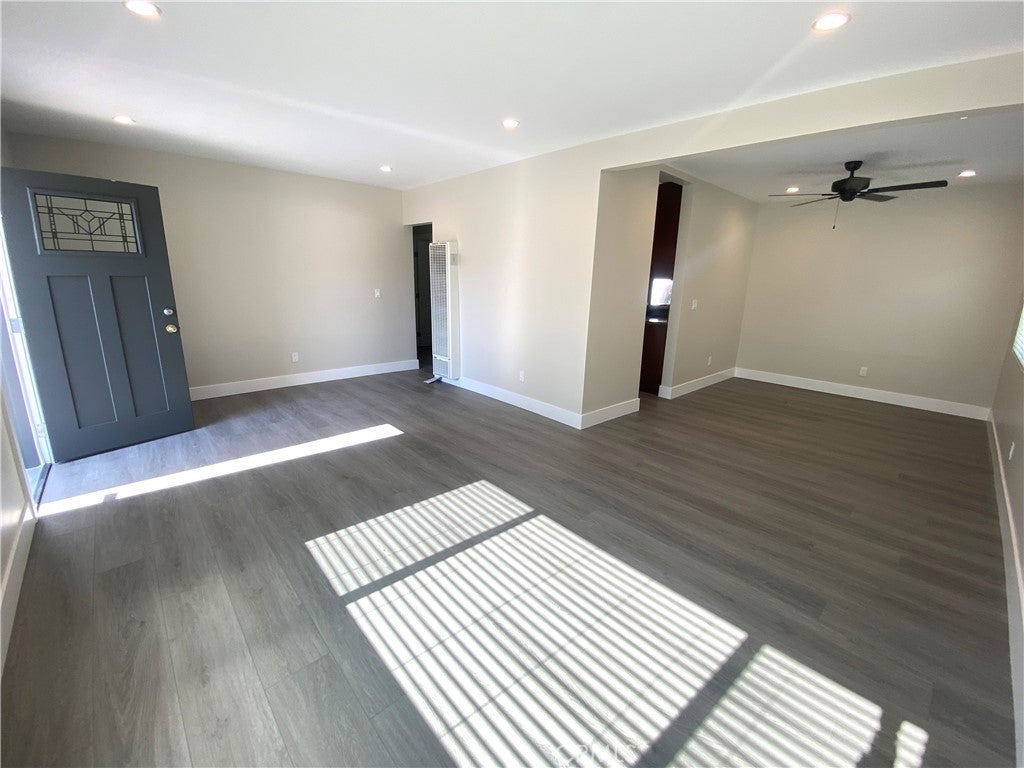 25320 Cypress