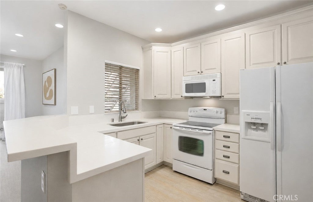 16440 Atherton 26
